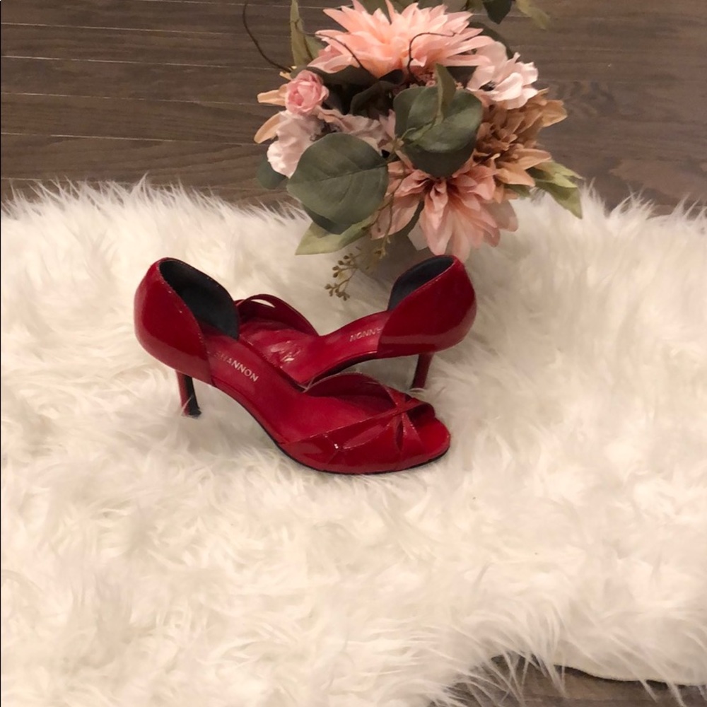 Michael Shannon red  heels size 8